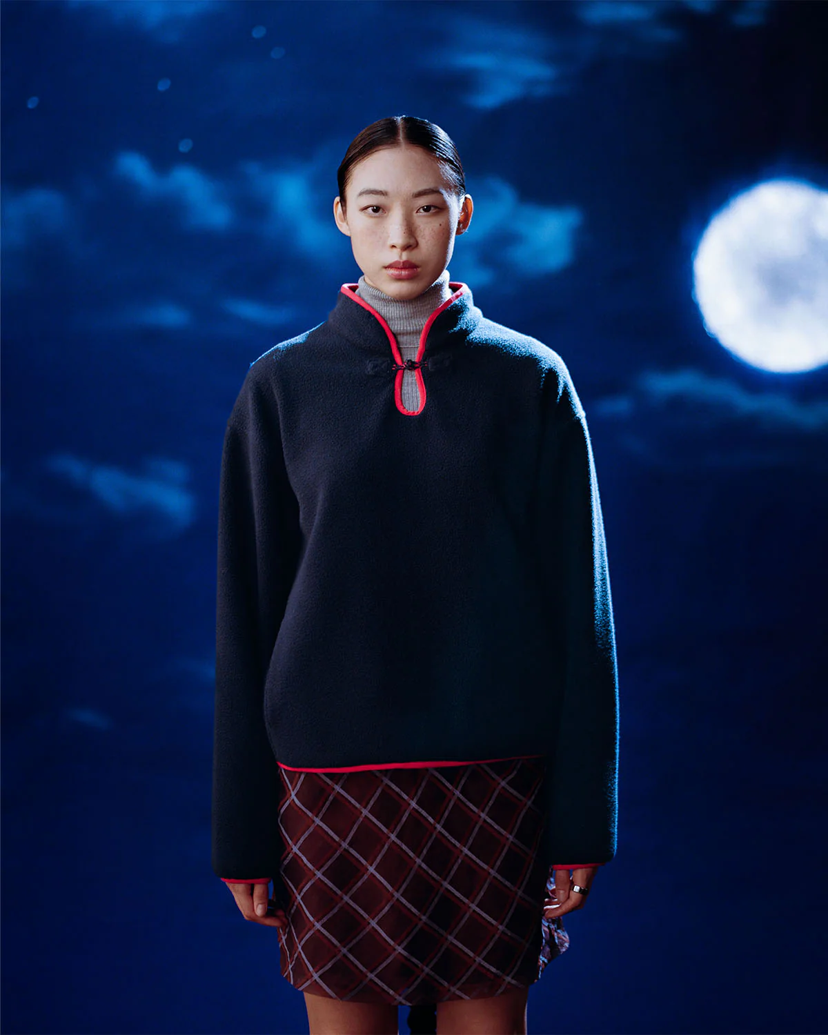NAVY TEARDROP KNOT FLEECE - Image 7